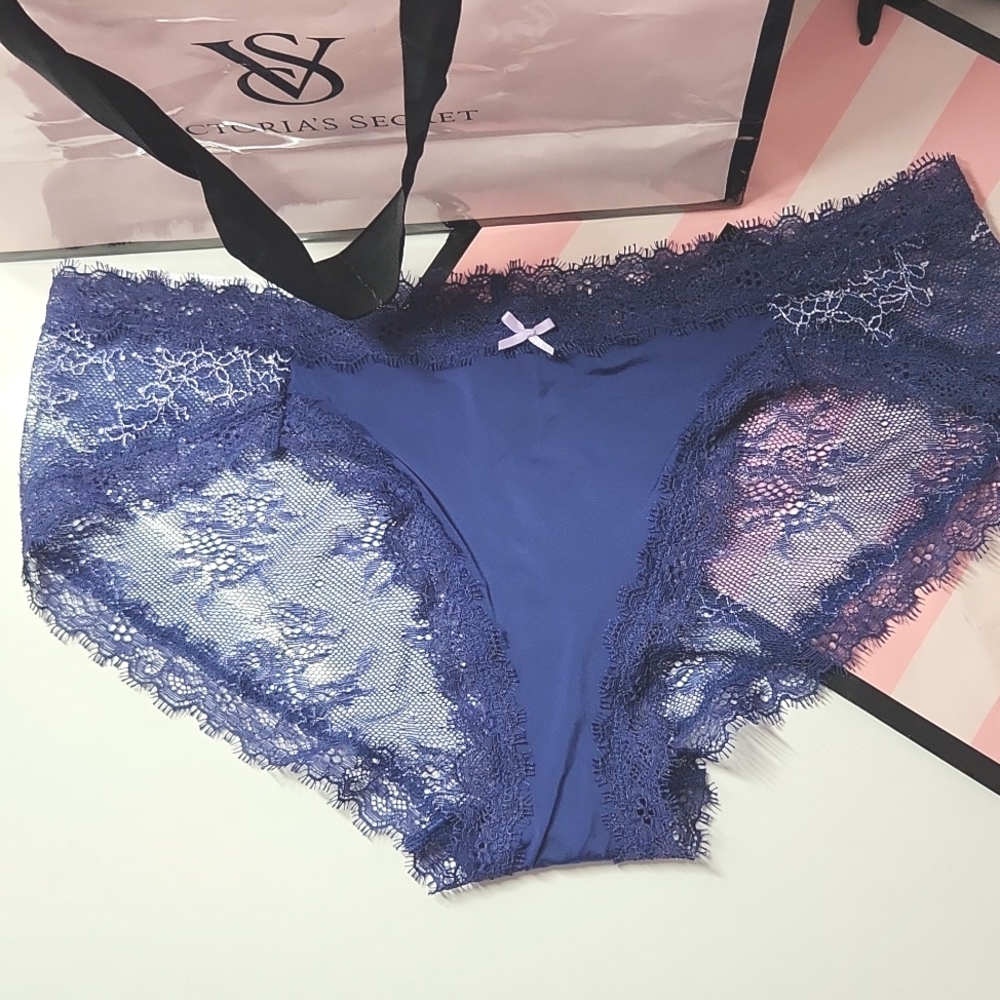 Victoria's Secret Dream Angels Hiphugger Panties size small
